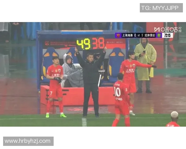 武磊与教练激烈争执冲突升级 赛后情绪失控引发广泛关注